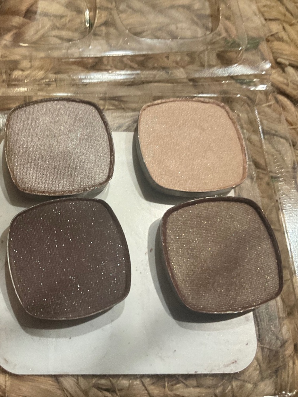 BareMinerals “the Truth” eyeshadow quad NWOB
